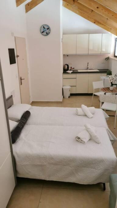 A Wonderful Studio6 Apt In The Center Of Jerusalem Ngoại thất bức ảnh